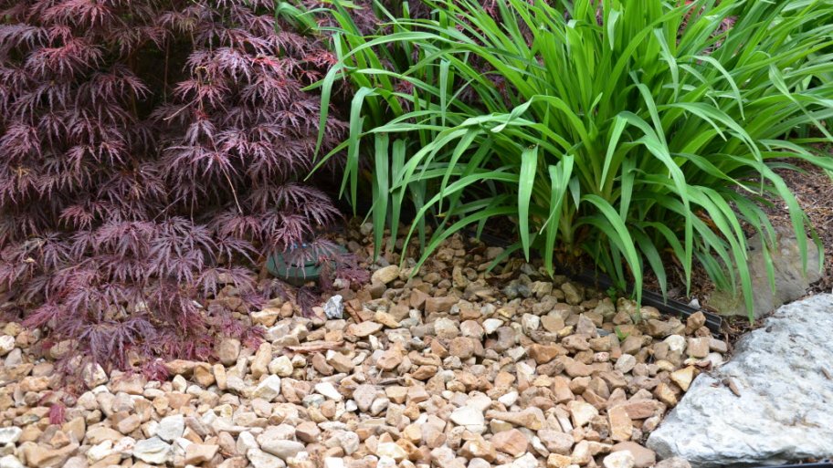 Stone mulch